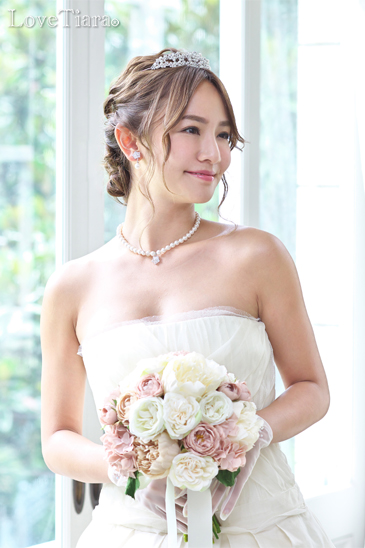 着用イメージ ティアラ ウエディング 結婚式