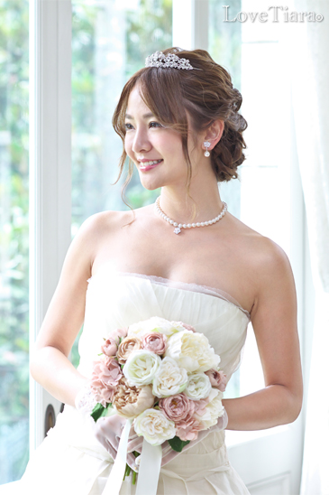 着用イメージ ティアラ ウエディング 結婚式