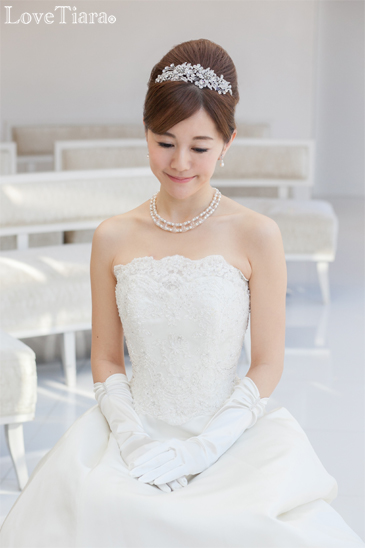 ブライダル ウェディング 結婚式 ティアラ カチューシャ ヘッドドレス ビジュー